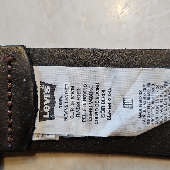 Levi's Dark Brown Bovine Leather Belt Sz. 85/34 Made In Mexico - Picture 9 of 9